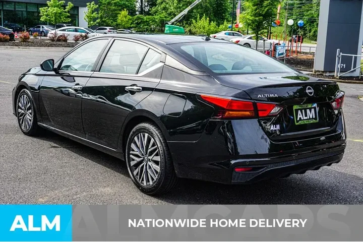 $17120 : Nissan Altima 2023 2.5 SV 4d image 5