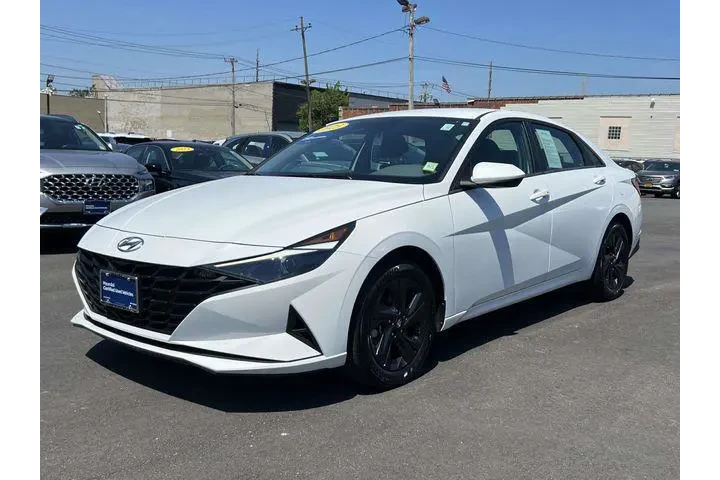 $18489 : Hyundai ELANTRA 2023 SEL 4dr image 1