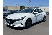 Hyundai ELANTRA 2023 SEL 4dr