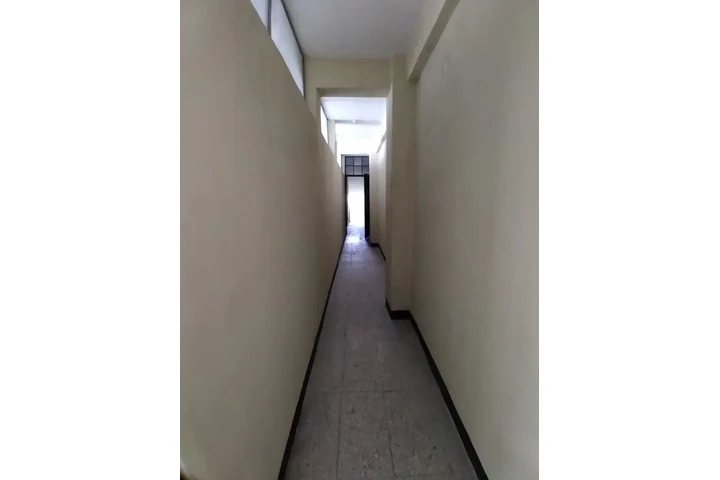 $1 : Oficina en renta Av. Bolívar image 3