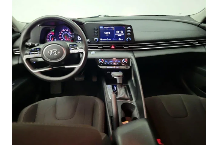 $17998 : Hyundai ELANTRA 2022 SEL 4dr image 9