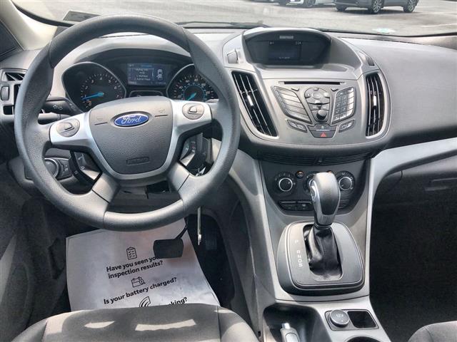 $10500 : PRE-OWNED 2014 FORD ESCAPE S image 10