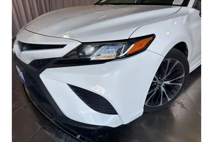 $15999 : Toyota Camry 2019 SE 4dr Sed image 7