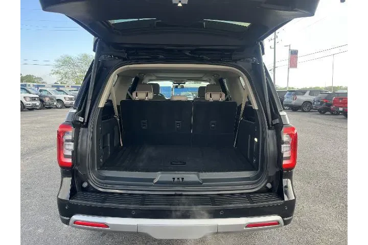 $39856 : Ford Expedition MAX 2024 4x4 image 5