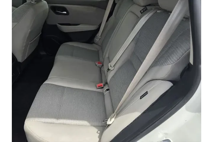 $22999 : Nissan Rogue 2023 SV 4dr Cro image 6