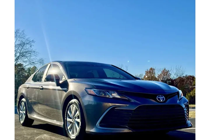$14999 : 2021 Camry LE image 7