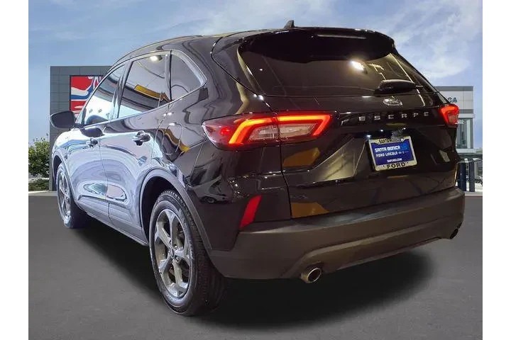 $21998 : Ford Escape 2025 ST-Line 4dr image 3