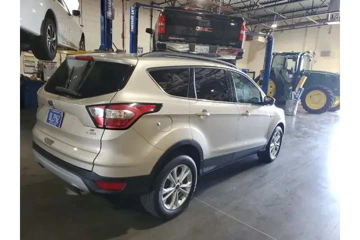 $8999 : Ford Escape 2018 SE 4dr SUV image 3