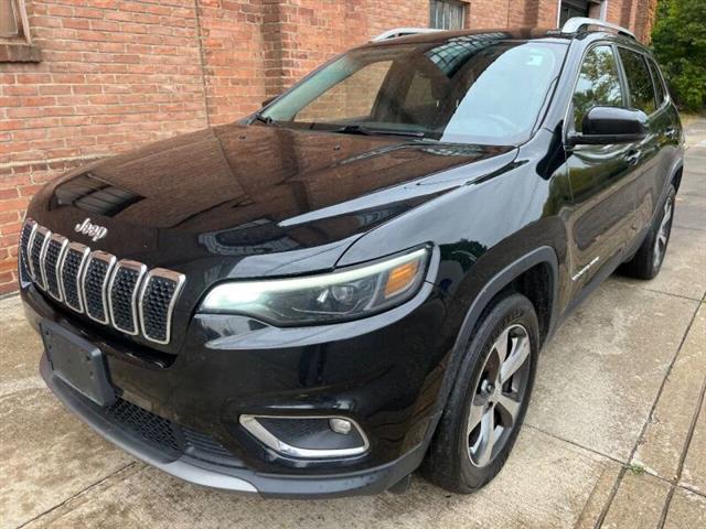 $17200 : 2019 Cherokee Limited image 1