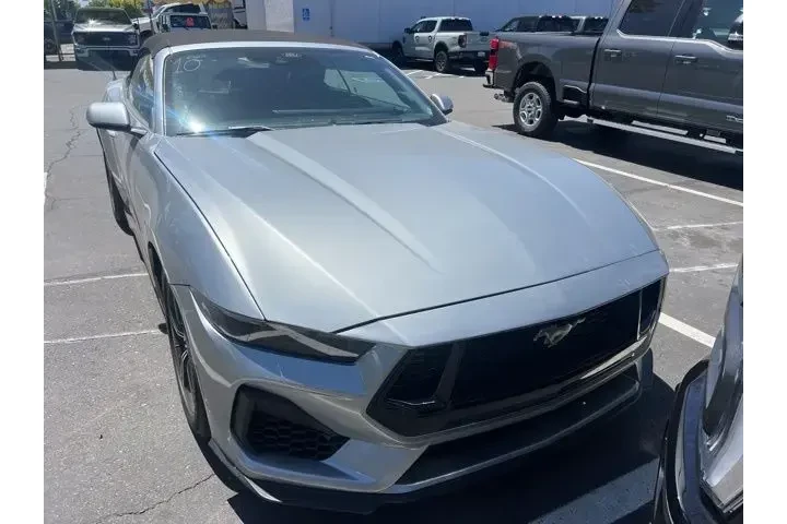 $39988 : Ford Mustang 2025 EcoBoost 2 image 6