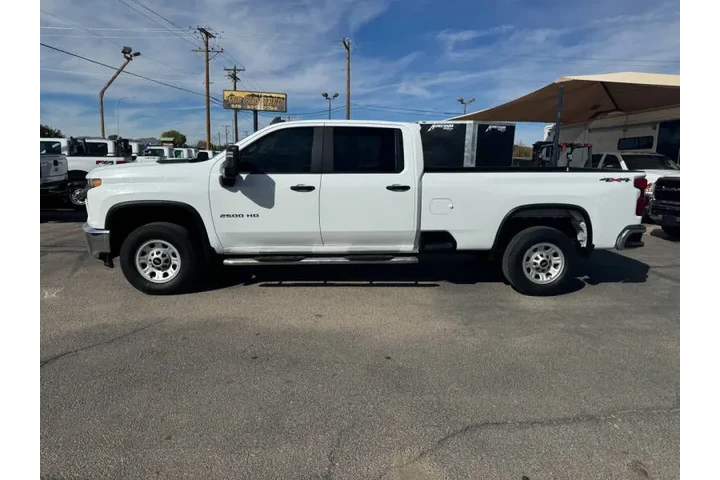$34995 : 2020 Silverado 2500HD Work Tr image 3