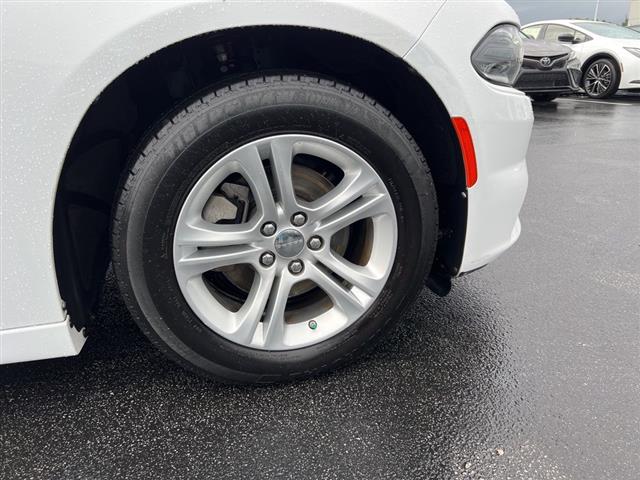 $23688 : PRE-OWNED 2022 DODGE CHARGER image 9