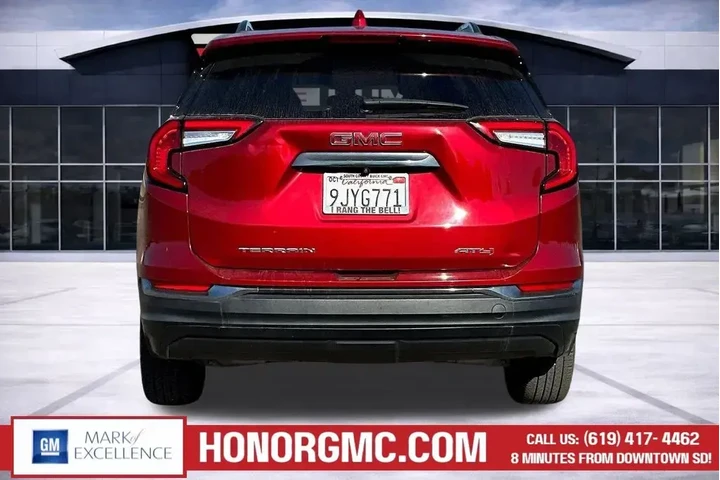 $25988 : GMC Terrain 2023 AWD AT4 4dr image 5