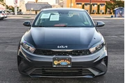 Kia Forte 2023 LXS 4dr Sedan thumbnail