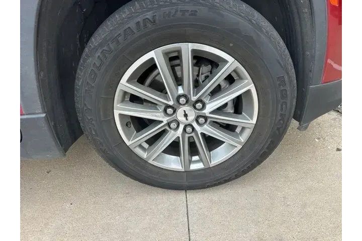 $27039 : Chevrolet Traverse 2023 LT L image 4