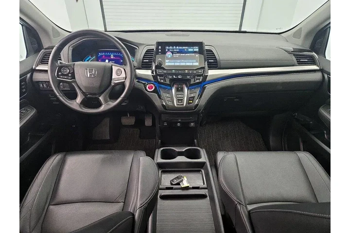 $38998 : Honda Odyssey 2023 Touring 4 image 9
