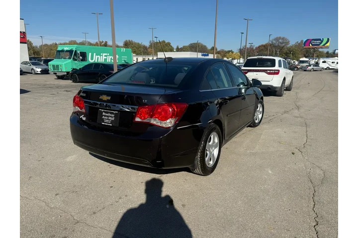 $6980 : 2015 Cruze 4dr Sdn Auto 1LT image 2