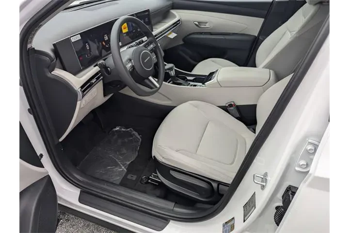 $25684 : Hyundai TUCSON 2025 SE 4dr S image 9