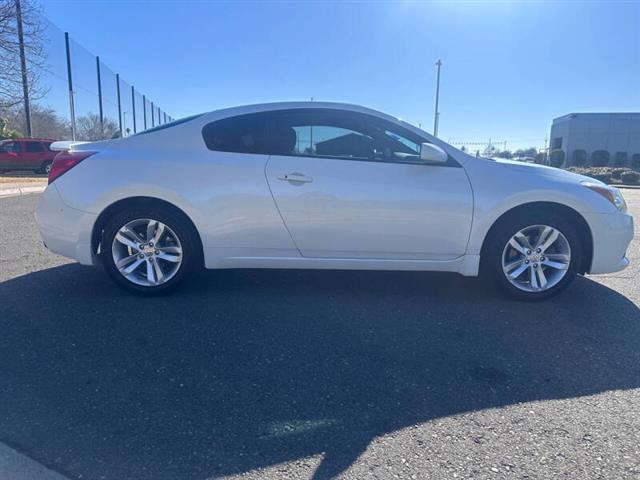 $7995 : 2013 Altima 2.5 S image 6