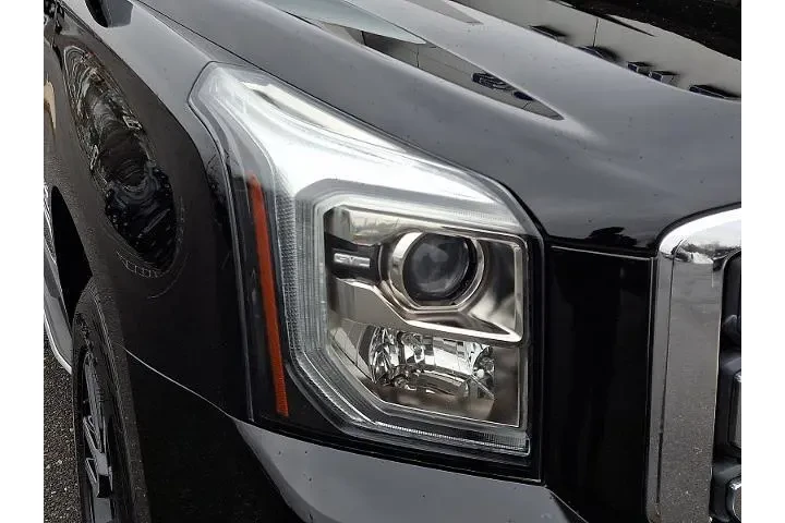 $31997 : GMC Yukon 2019 4x4 SLE 4dr S image 9