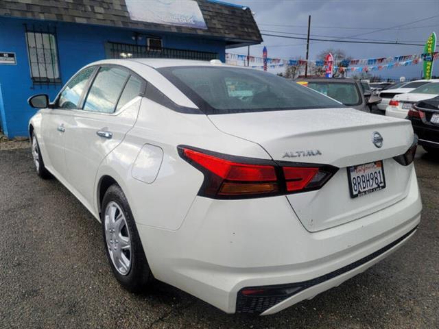 $18999 : 2020 Altima 2.5 S image 10