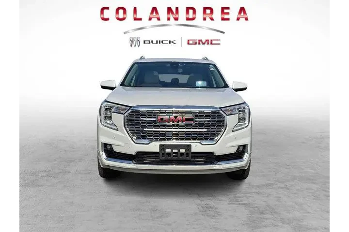 $28521 : GMC Terrain 2023 AWD Denali image 2
