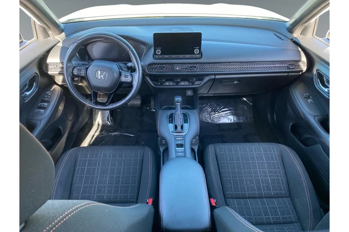 $31842 : Honda HR-V 2024 AWD Sport 4d image 10
