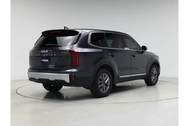 $30998 : Kia Telluride 2024 LX 4dr SU image 8
