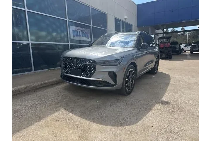 $39988 : Lincoln Nautilus 2024 AWD Re image 4