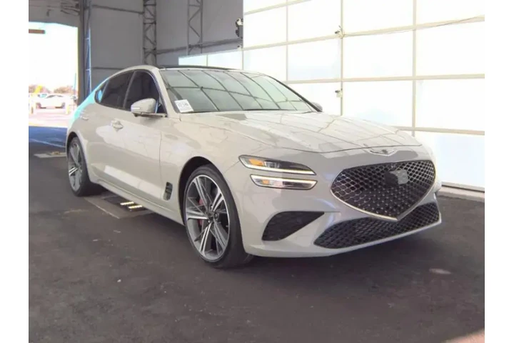 $35890 : Genesis G70 2024 3.3T Sport image 4