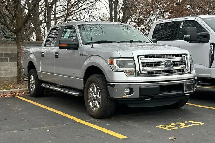 $12995 : Ford F-150 2014 4x4 XLT 4dr image 5