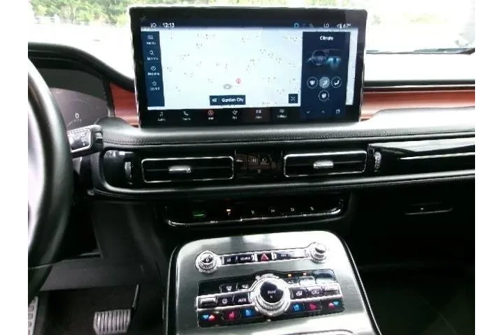 $34748 : Lincoln Nautilus 2021 AWD Re image 10