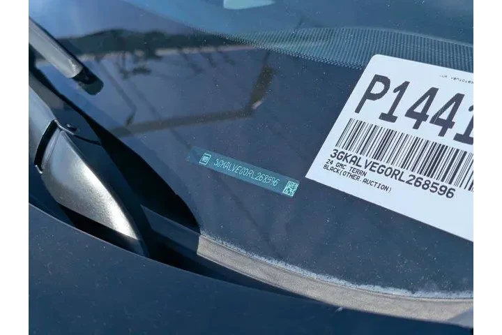 GMC Terrain 2024 AWD SLT 4dr image 5