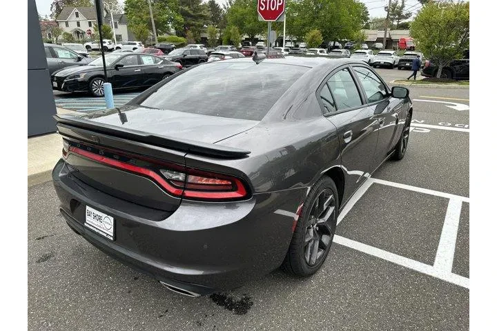 $21124 : Dodge Charger 2021 SXT 4dr S image 5