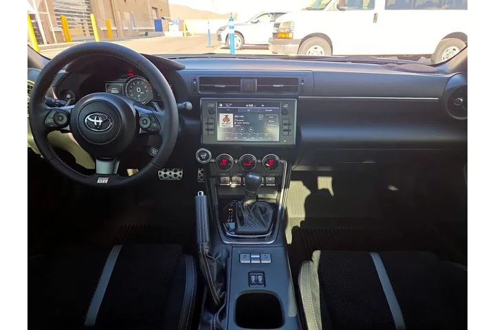 $32998 : Toyota GR86 2023 Premium 2dr image 8