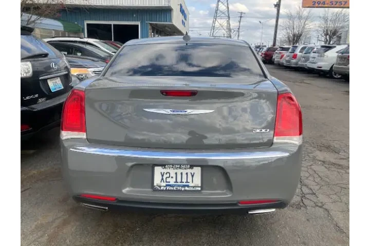 $13500 : 2018 300 Touring image 5