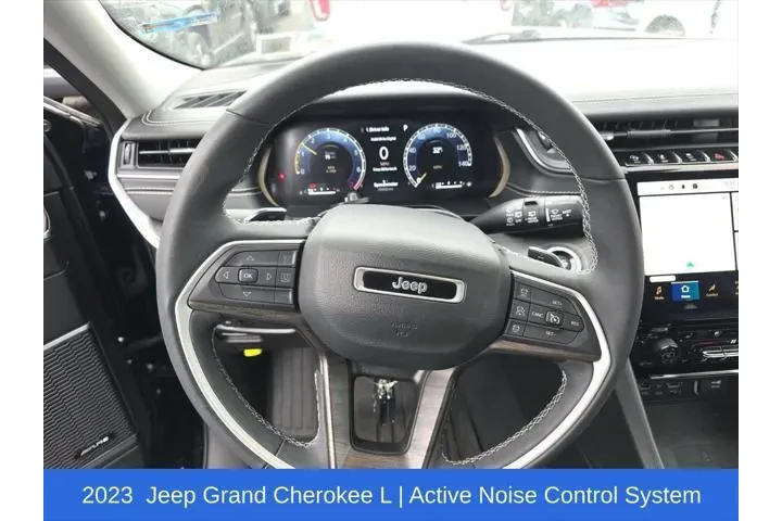 $33225 : Jeep Grand Cherokee L 2023 4 image 10