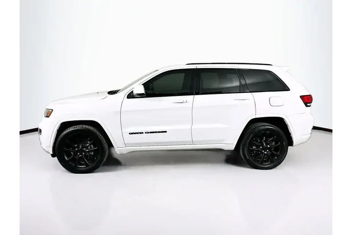 $24201 : Jeep Grand Cherokee 2020 4x4 image 3