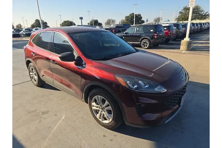 $15998 : Ford Escape 2021 S 4dr SUV image 4