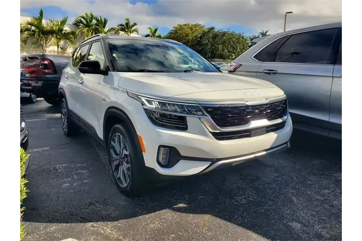 $16990 : Kia Seltos 2022 AWD SX 4dr S image 2