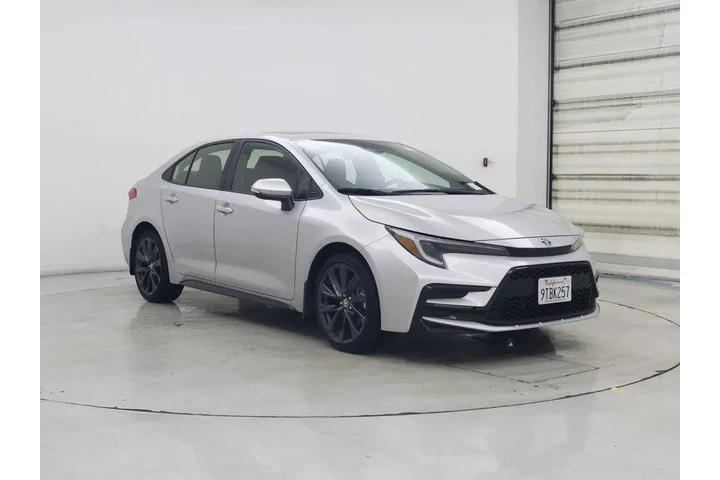 $27998 : Toyota Corolla Hybrid 2025 S image 1