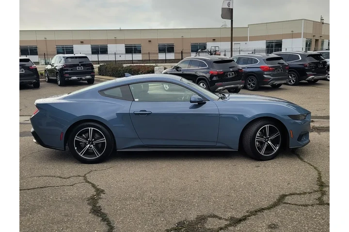 $29999 : Ford Mustang 2025 EcoBoost 2 image 3