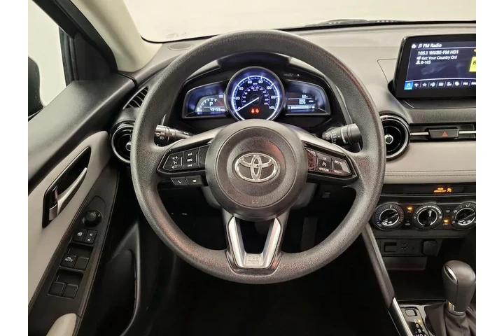$16998 : Toyota Yaris 2019 LE 4dr Sed image 10