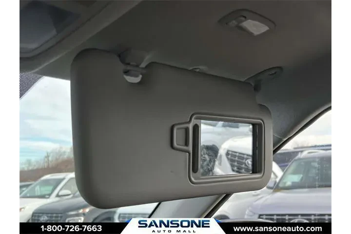 $21959 : Hyundai VENUE 2024 Limited 4 image 9