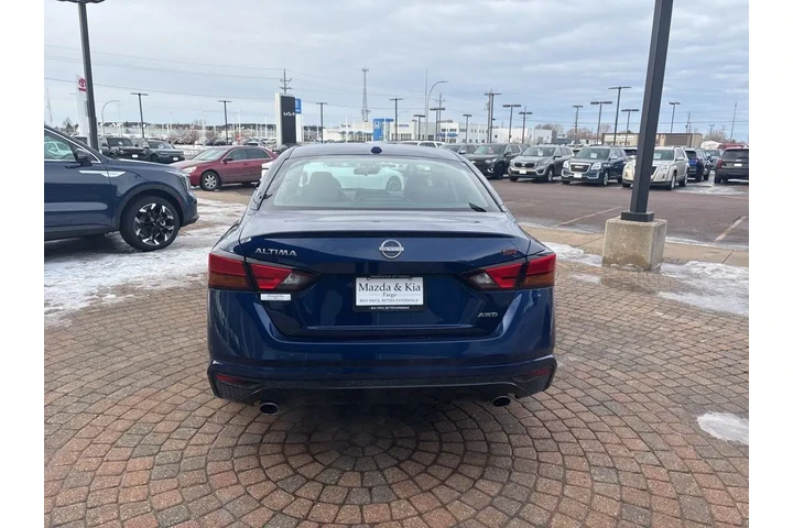 $26999 : 2024 Altima 2.5 SR image 6