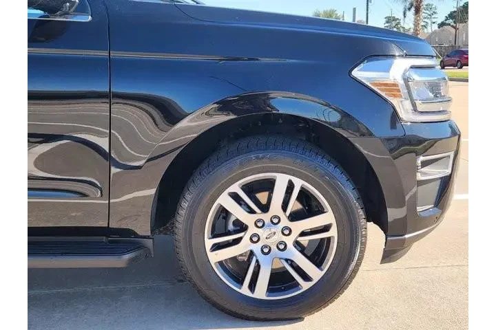 $39538 : Ford Expedition 2024 4x2 Lim image 8