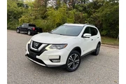 $9600 : 2017 Rogue Hybrid thumbnail