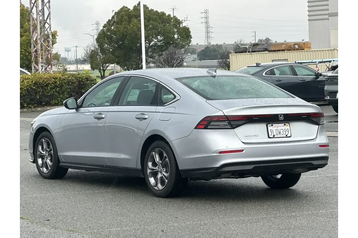 $27291 : Honda Accord 2024 EX 4dr Sed image 6