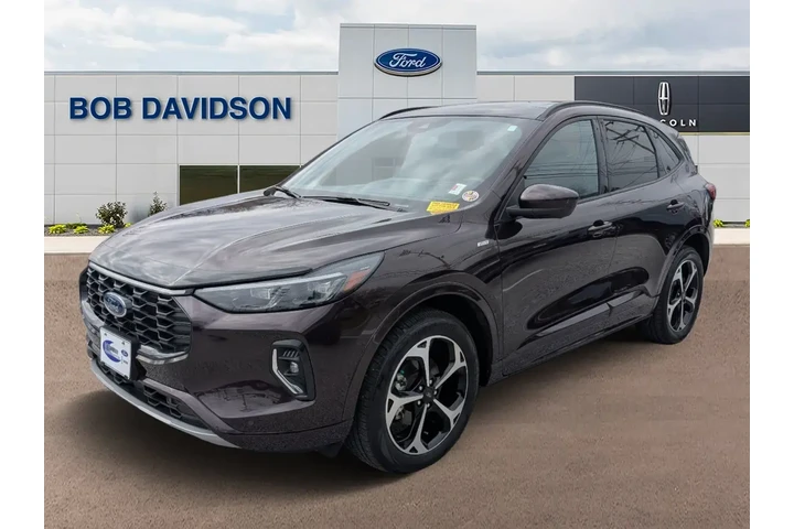 $28000 : Ford Escape 2023 AWD ST-Line image 1