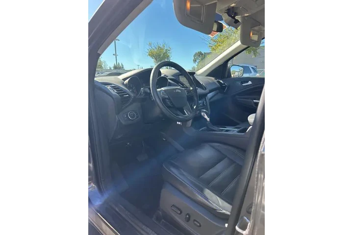 $10900 : Ford Escape 2018 SEL 4dr SUV image 8